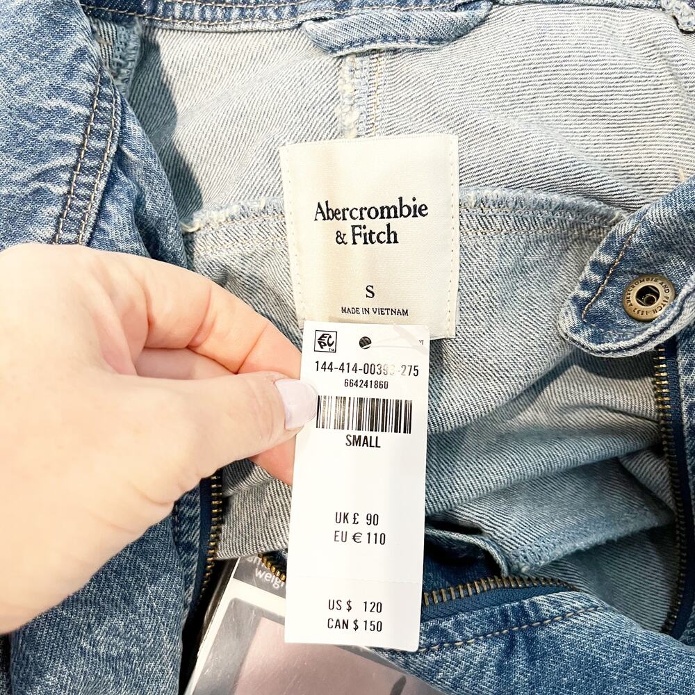 Abercrombie Relaxed Denim Bomber Jacket Medium Wash Blue Small - Picture 3 of 8